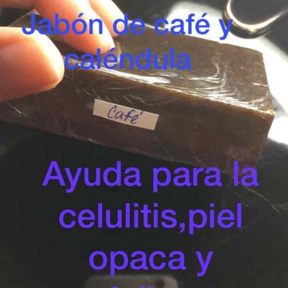 100% hand mad soaps - Picture 6 of 8